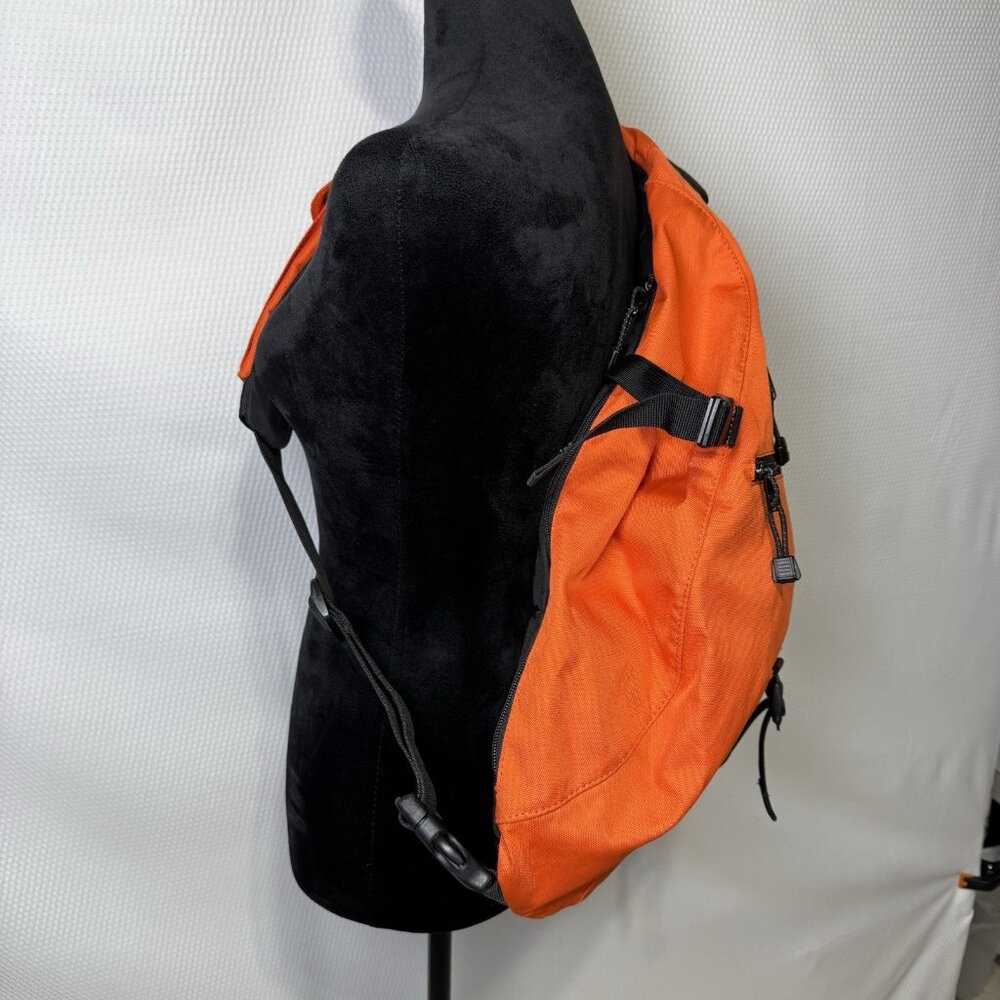 VTG GAP Sling Bag Backpack ORANGE Crossbody Shoulder Tactical Gorpcore Y2K EUC - Picture 8 of 11